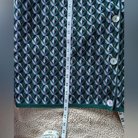 Zara Geometric Print Women’s Short Sleeves V-Neck, notched collar Top Sz: Medium - Picture 6 of 11